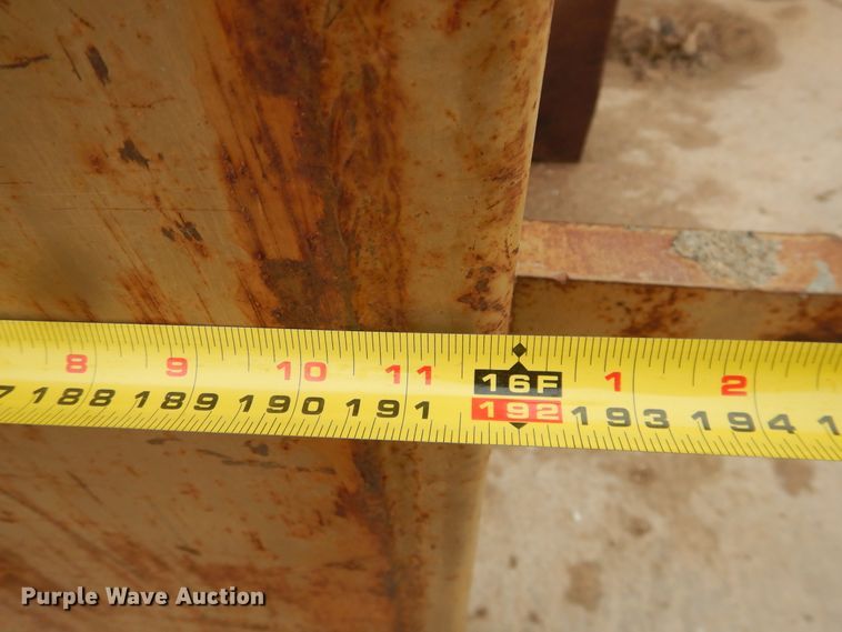 image for item HI9139 Trench box