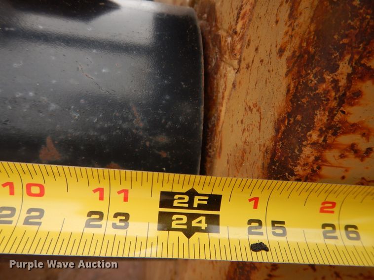 image for item HI9140 Trench box