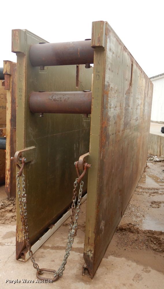 image for item HI9141 Trench box