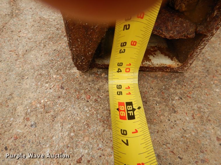 image for item HI9141 Trench box