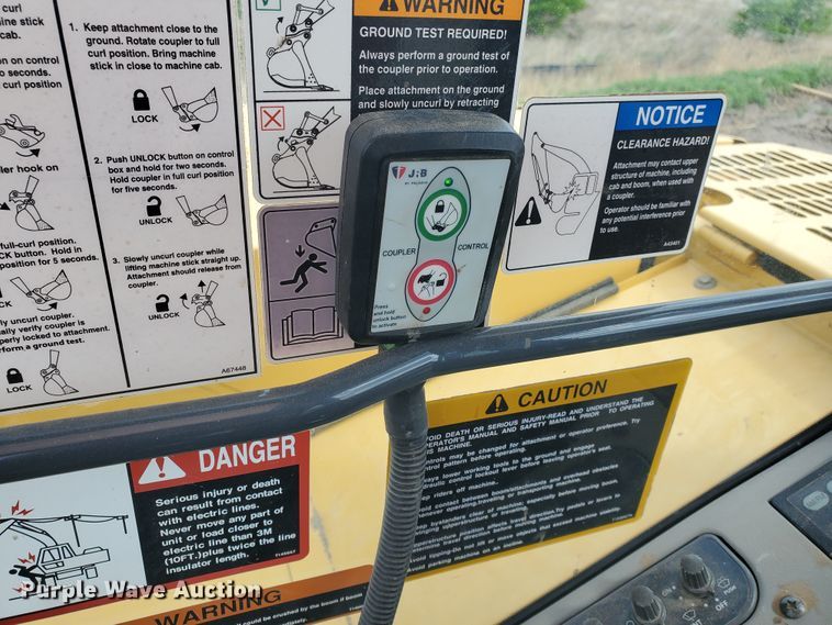 image for item HS9033 2012 John Deere 85D  mini excavator