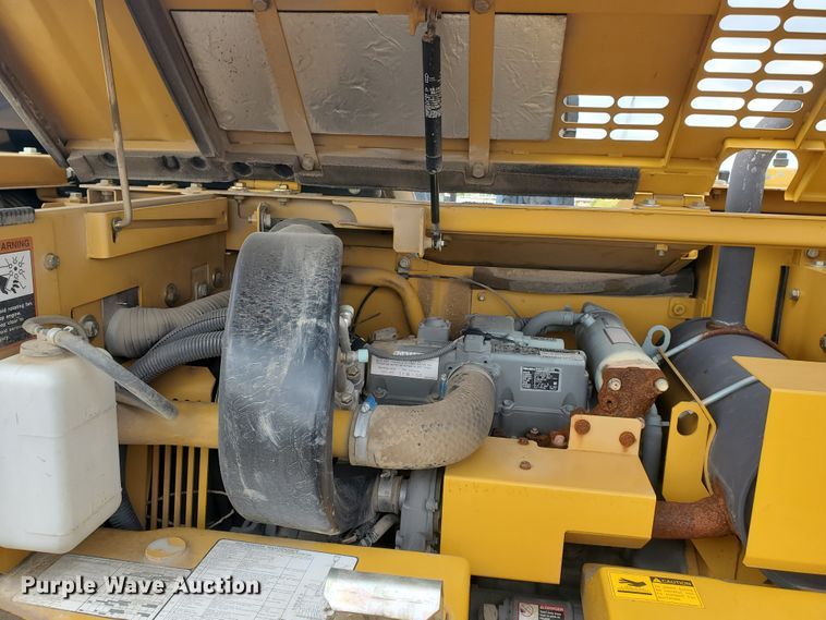 image for item HS9033 2012 John Deere 85D  mini excavator