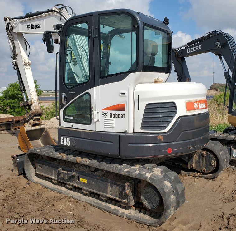 image for item HS9035 2015 Bobcat E85  mini excavator