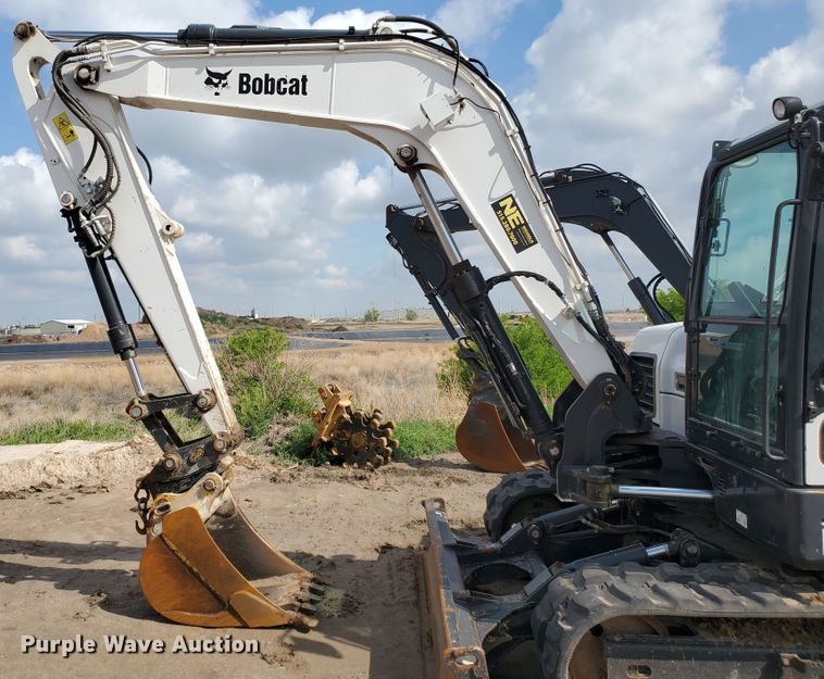 image for item HS9035 2015 Bobcat E85  mini excavator