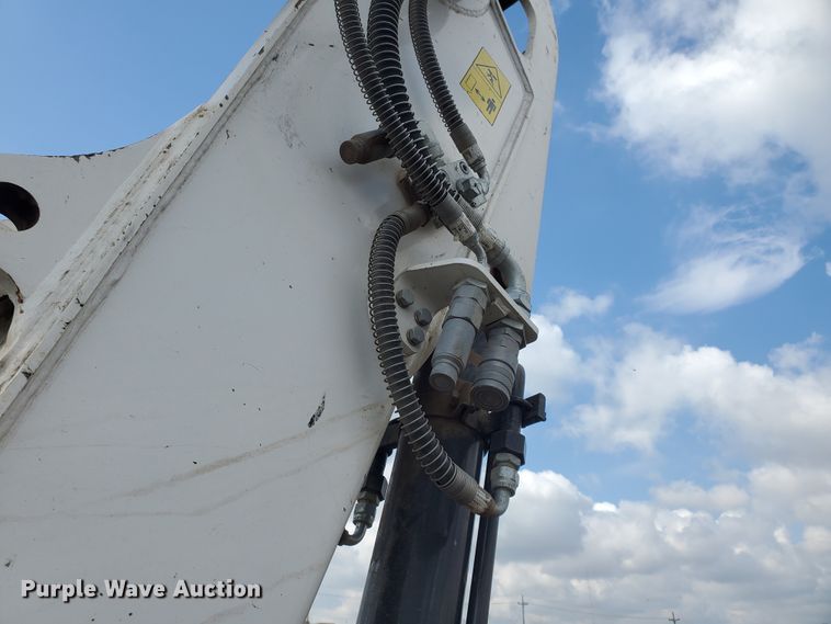 image for item HS9035 2015 Bobcat E85  mini excavator