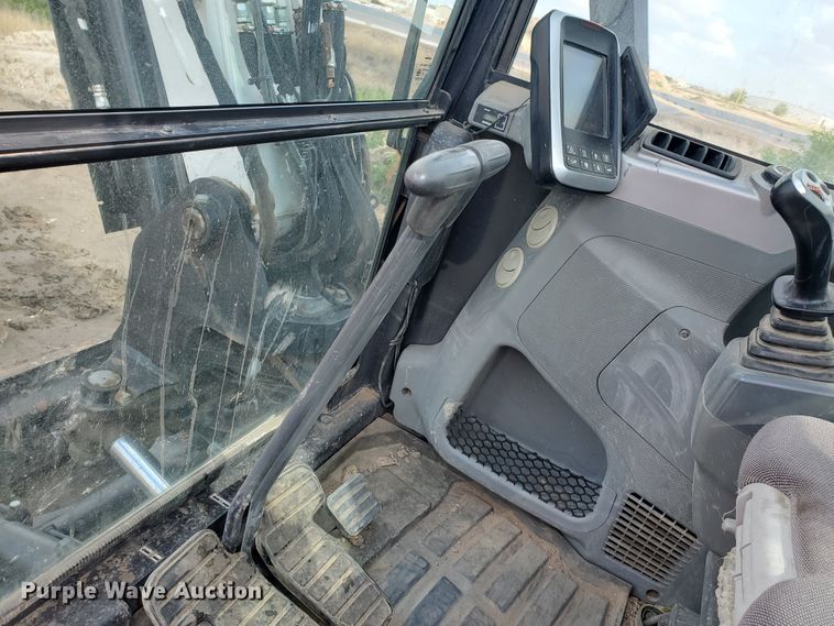 image for item HS9035 2015 Bobcat E85  mini excavator