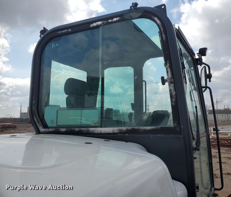 image for item HS9035 2015 Bobcat E85  mini excavator