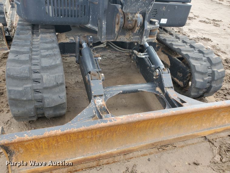 image for item HS9035 2015 Bobcat E85  mini excavator