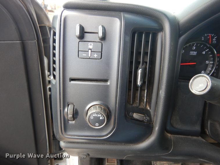 image for item ID9822 2017 Chevrolet Silverado 2500HD  Crew Cab utility bed pickup truck