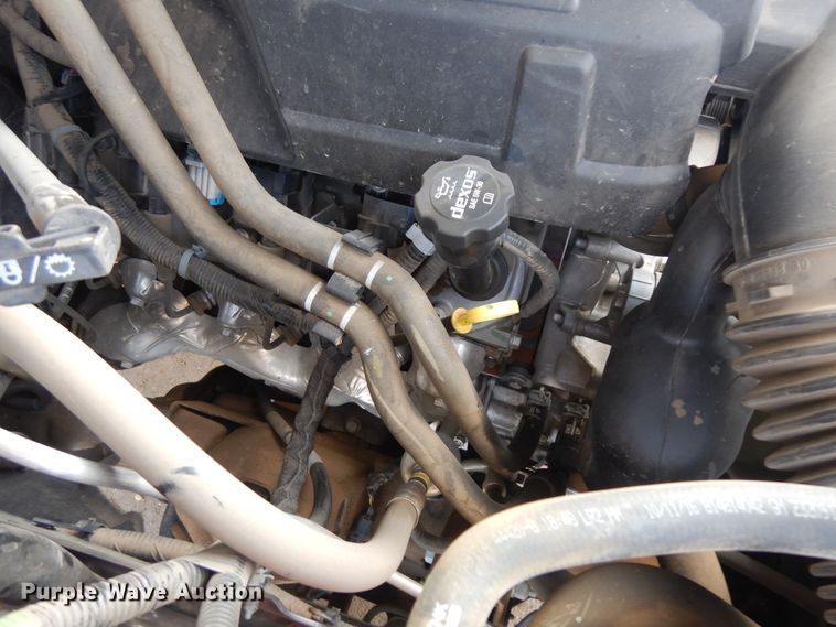 image for item ID9822 2017 Chevrolet Silverado 2500HD  Crew Cab utility bed pickup truck