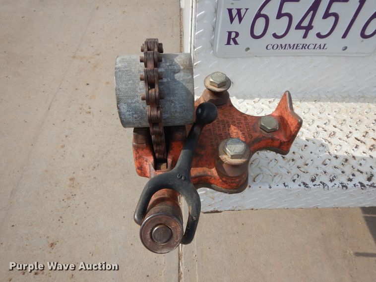 image for item ID9822 2017 Chevrolet Silverado 2500HD  Crew Cab utility bed pickup truck