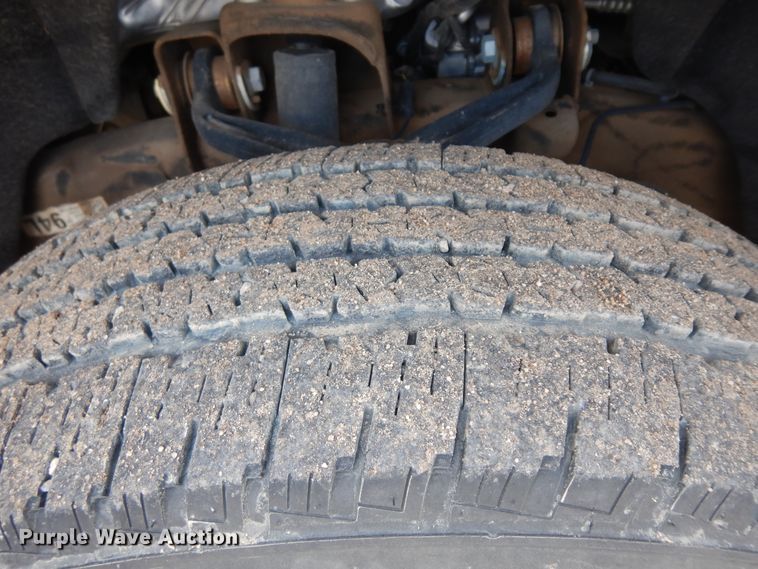 image for item ID9822 2017 Chevrolet Silverado 2500HD  Crew Cab utility bed pickup truck