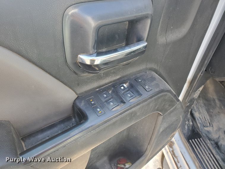 image for item ID9823 2015 Chevrolet Silverado 2500HD  Crew Cab utility bed pickup truck