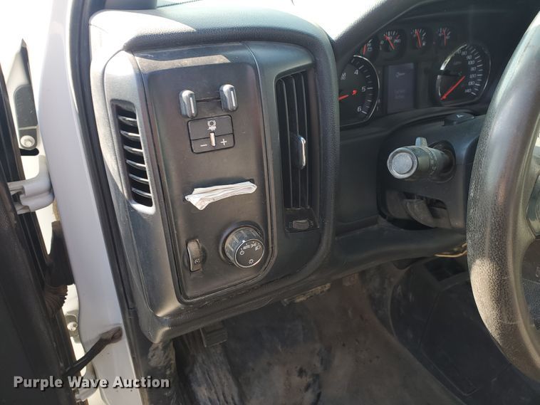 image for item ID9823 2015 Chevrolet Silverado 2500HD  Crew Cab utility bed pickup truck