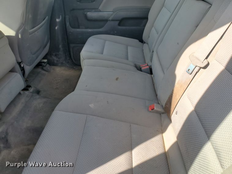 image for item ID9823 2015 Chevrolet Silverado 2500HD  Crew Cab utility bed pickup truck