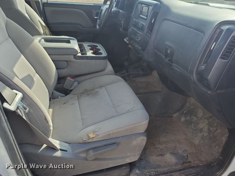 image for item ID9823 2015 Chevrolet Silverado 2500HD  Crew Cab utility bed pickup truck