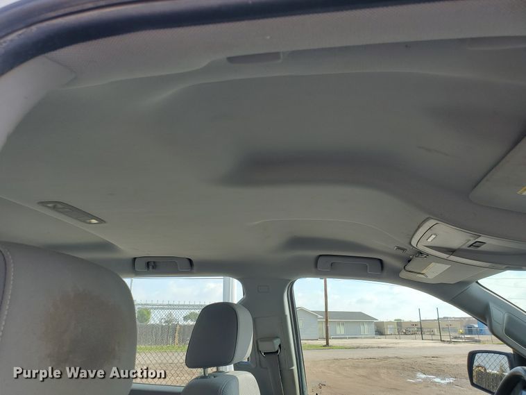 image for item ID9823 2015 Chevrolet Silverado 2500HD  Crew Cab utility bed pickup truck