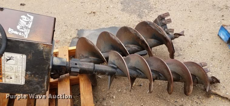 image for item ID9828 Lowe 1650E skid steer auger