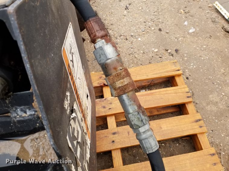 image for item ID9828 Lowe 1650E skid steer auger