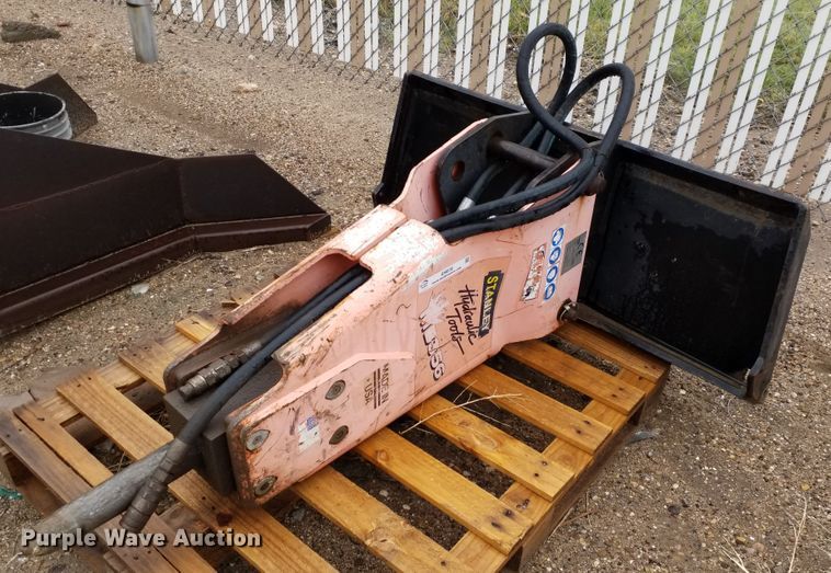 image for item ID9830 Stanley MB-356 skid steer breaker