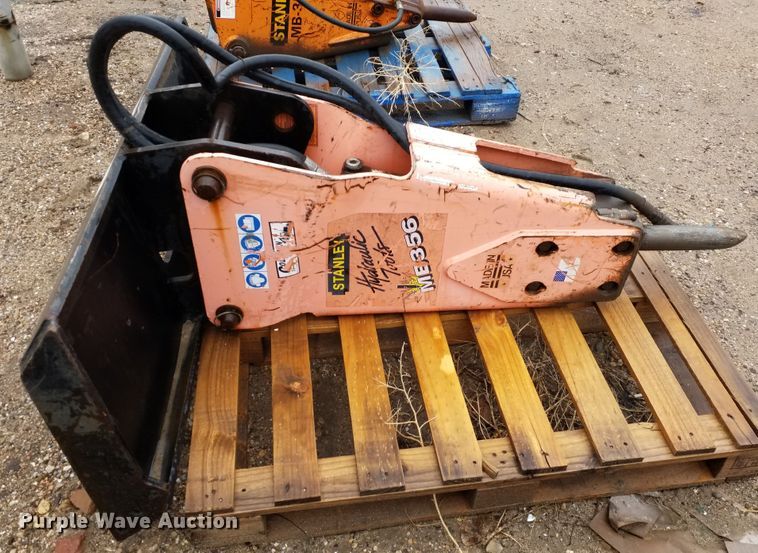 image for item ID9830 Stanley MB-356 skid steer breaker