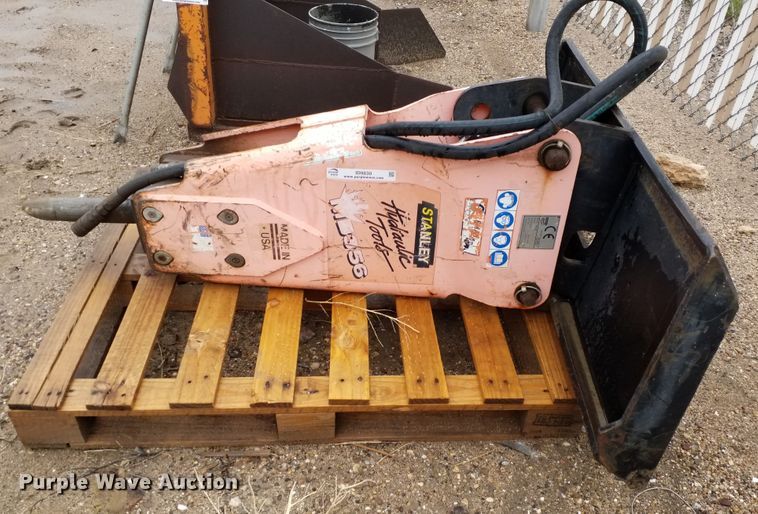 image for item ID9830 Stanley MB-356 skid steer breaker