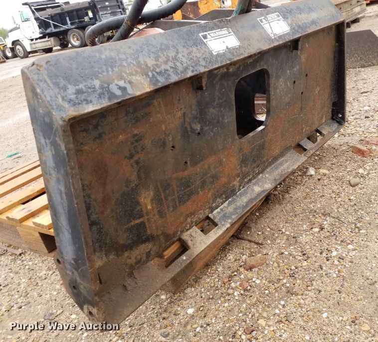 image for item ID9830 Stanley MB-356 skid steer breaker