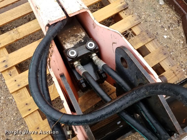 image for item ID9830 Stanley MB-356 skid steer breaker