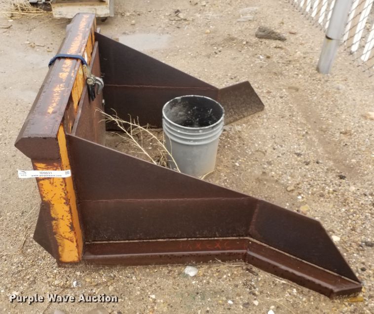 image for item ID9831 Skid steer leveler