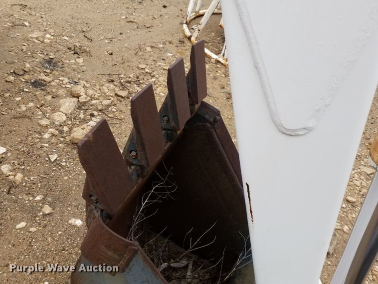 image for item ID9834 Bobcat 709 skid steer backhoe