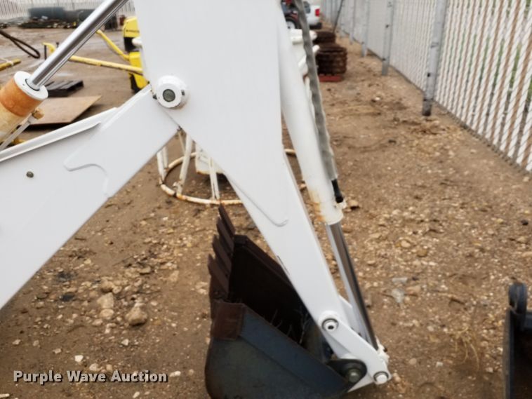 image for item ID9834 Bobcat 709 skid steer backhoe