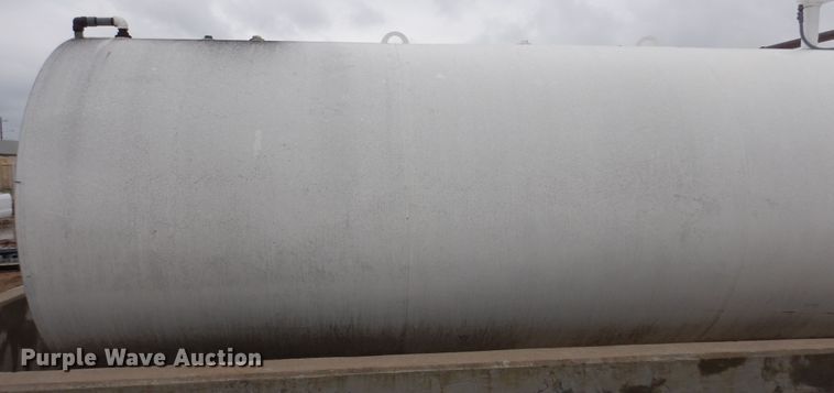 image for item ID9856 (2) fuel tanks