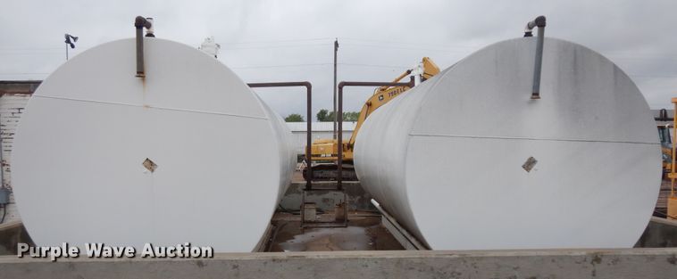 image for item ID9856 (2) fuel tanks