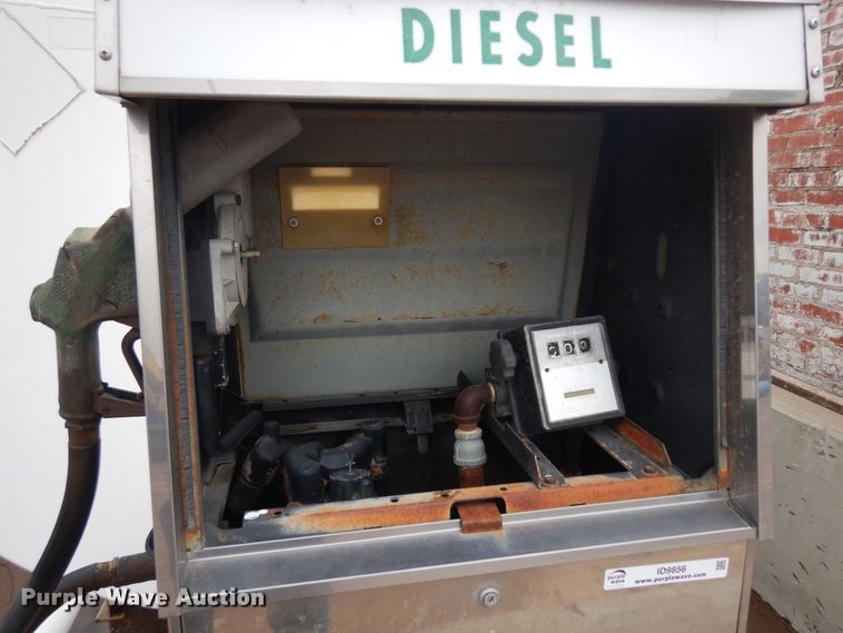 image for item ID9856 (2) fuel tanks