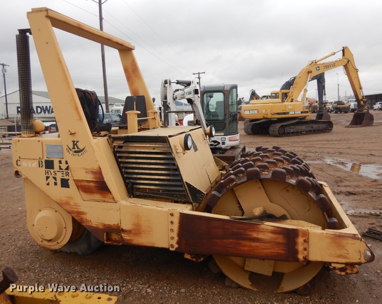 image for item ID9857 Hyster C612B  single drum vibratory roller