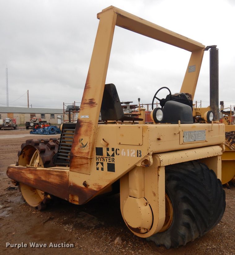 image for item ID9857 Hyster C612B  single drum vibratory roller