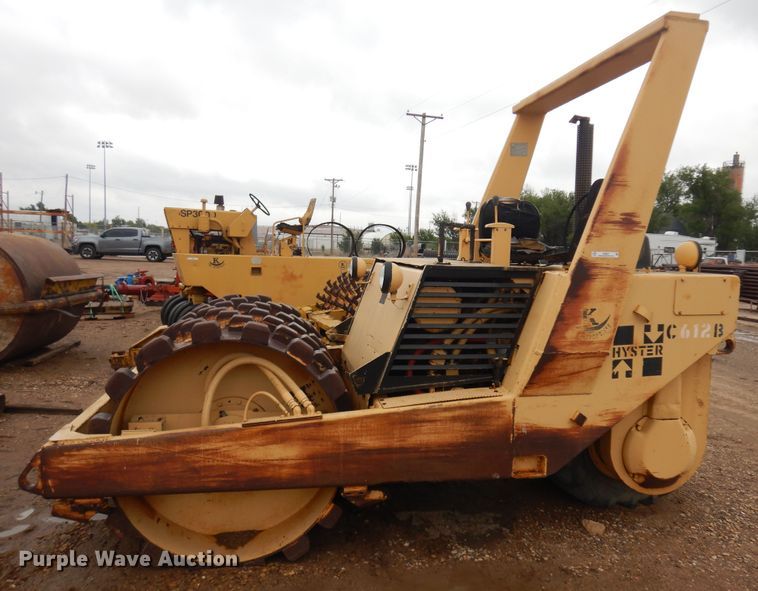 image for item ID9857 Hyster C612B  single drum vibratory roller