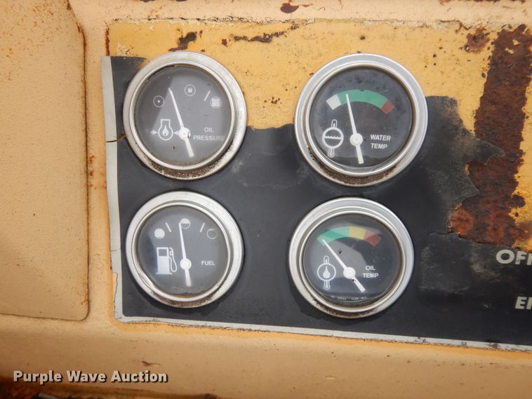 image for item ID9857 Hyster C612B  single drum vibratory roller