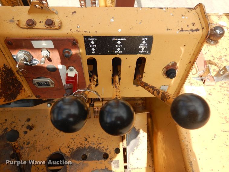 image for item ID9866 Case  forklift