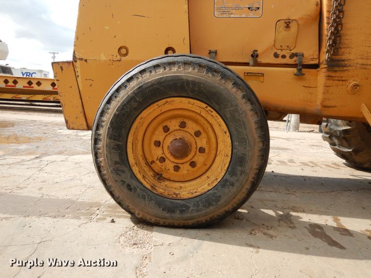 image for item ID9866 Case  forklift