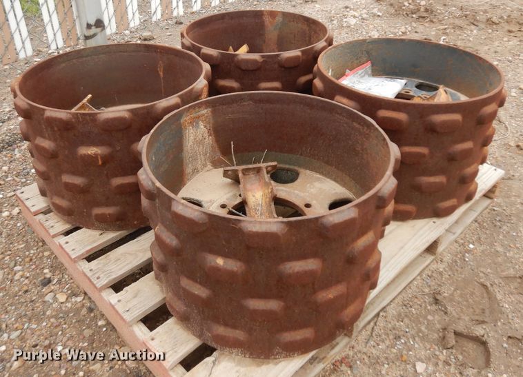 image for item ID9867 (4) Wacker padfoot trench compactor drums