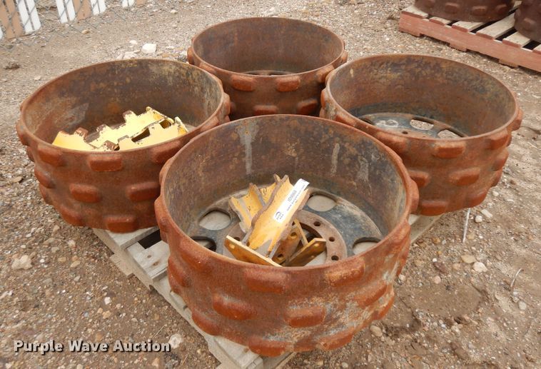 image for item ID9868 (4) trench compactor padfoot drums