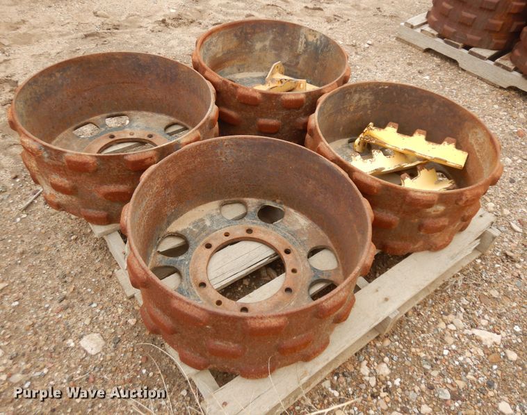 image for item ID9868 (4) trench compactor padfoot drums
