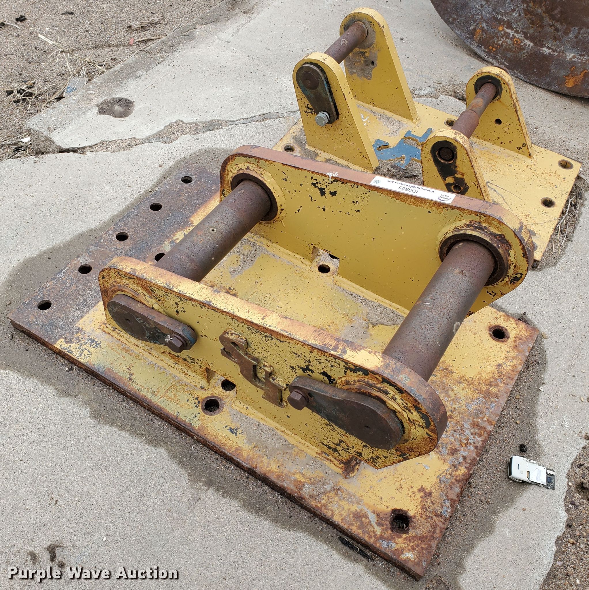 (2) excavator adapter plates in Liberal, KS Item ID9865 sold Purple