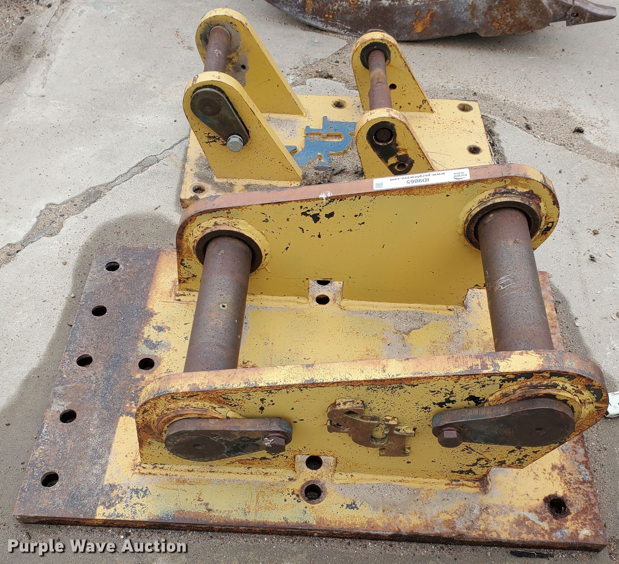 (2) excavator adapter plates in Liberal, KS Item ID9865 sold Purple