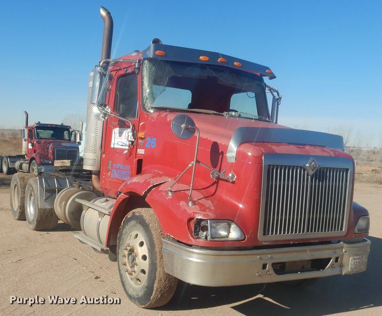 image for item DJ4847 2008 International 9200i  semi truck