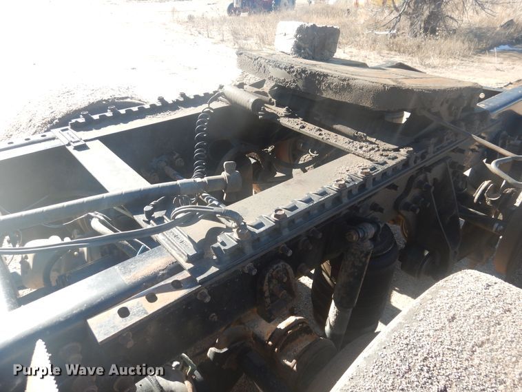 image for item DJ4847 2008 International 9200i  semi truck