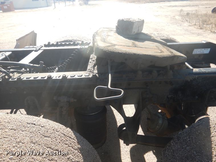 image for item DJ4847 2008 International 9200i  semi truck