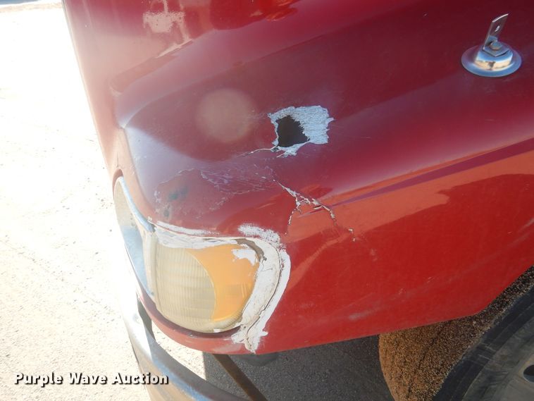 image for item DJ4847 2008 International 9200i  semi truck