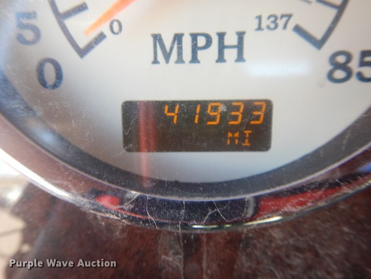 image for item DJ4847 2008 International 9200i  semi truck